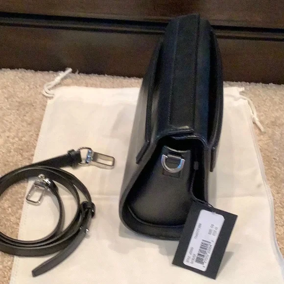 Alexander Wang Black Crossbody Bag with Structured Design - Picture 6 of 12